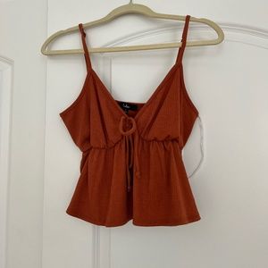 Lulus Top